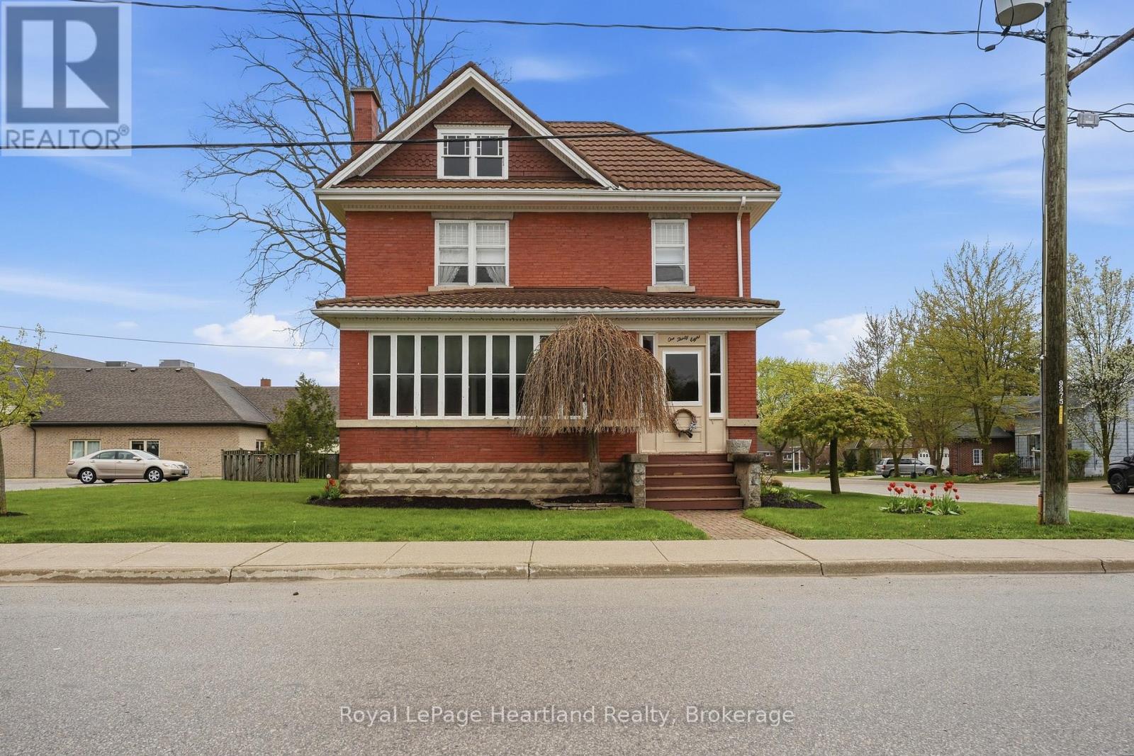 138 ST. DAVID STREET - 1