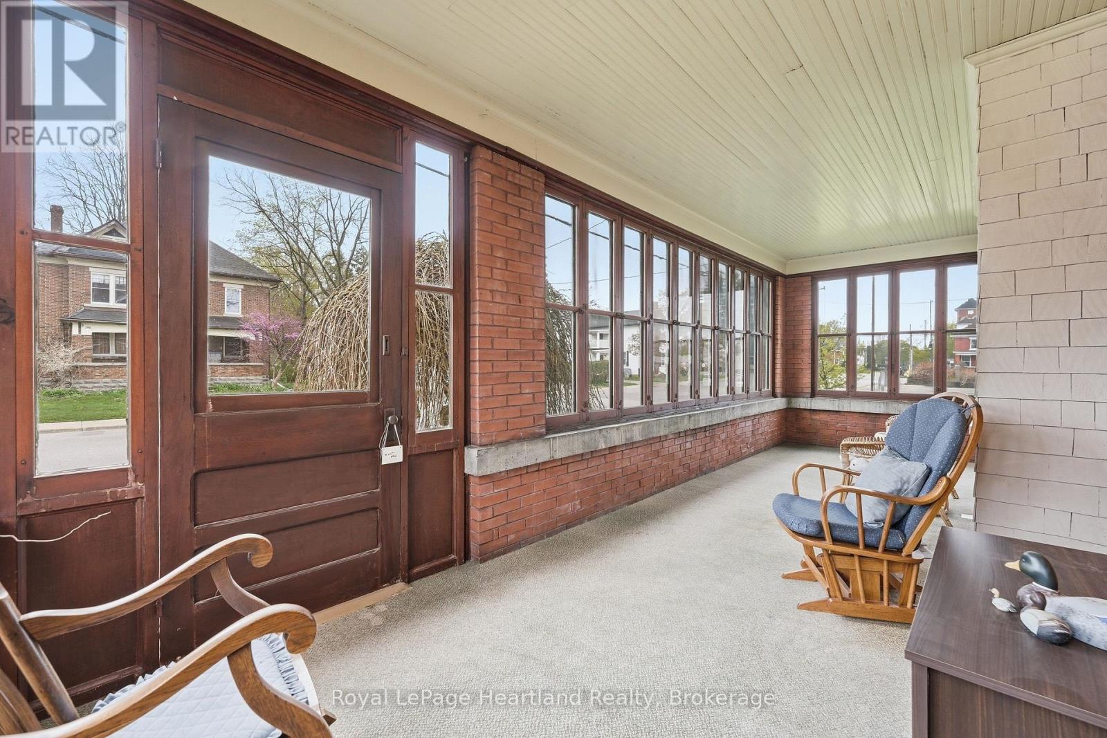 138 ST. DAVID STREET - 16