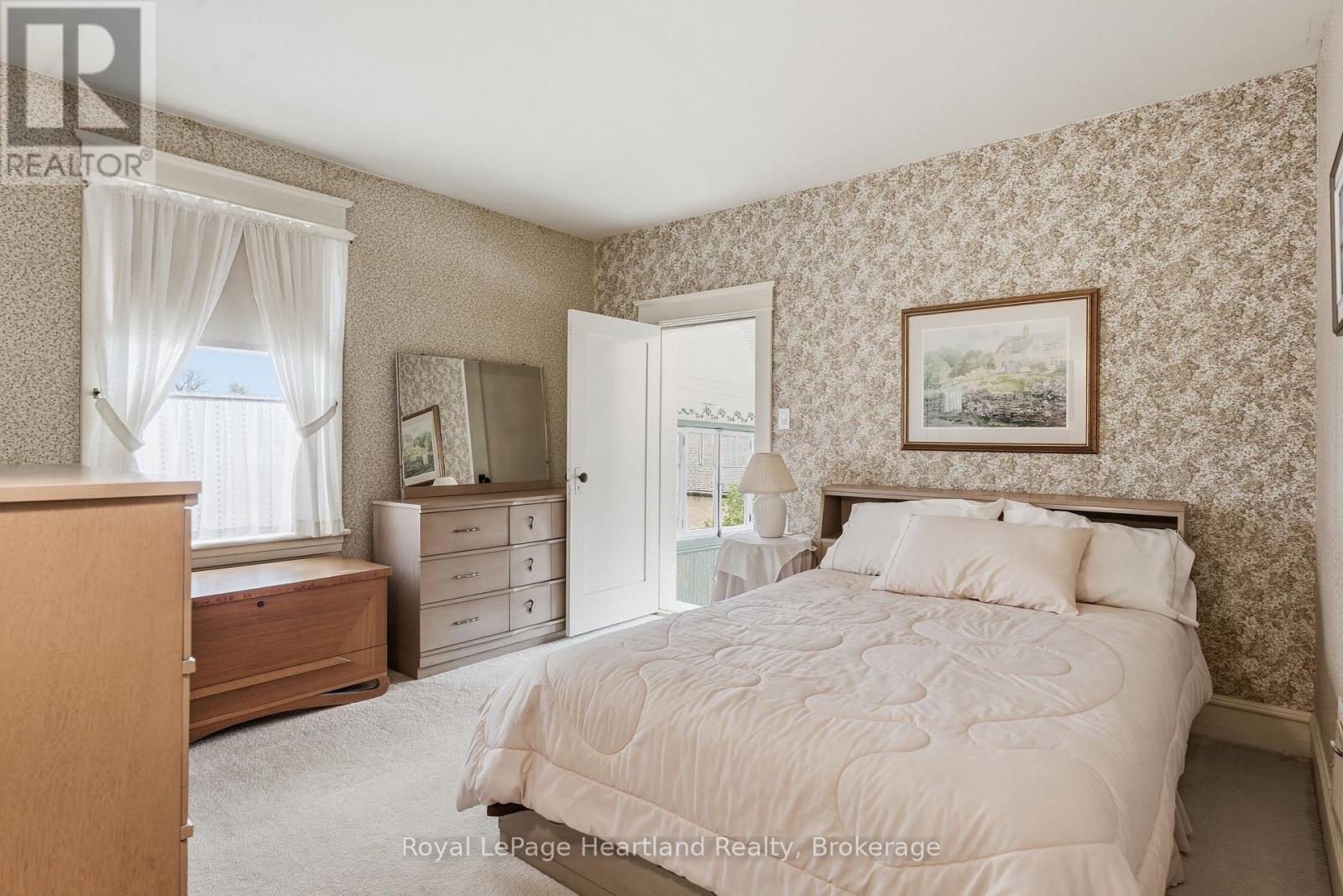138 ST. DAVID STREET - 25