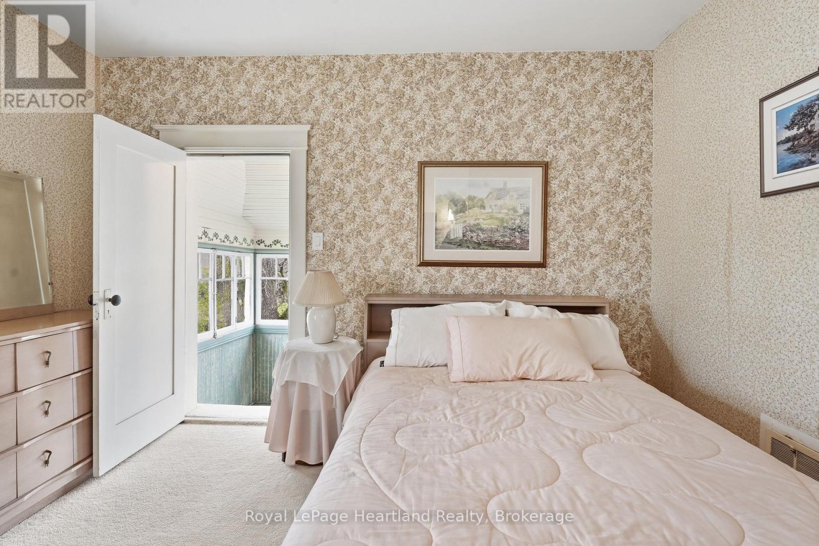138 ST. DAVID STREET - 26