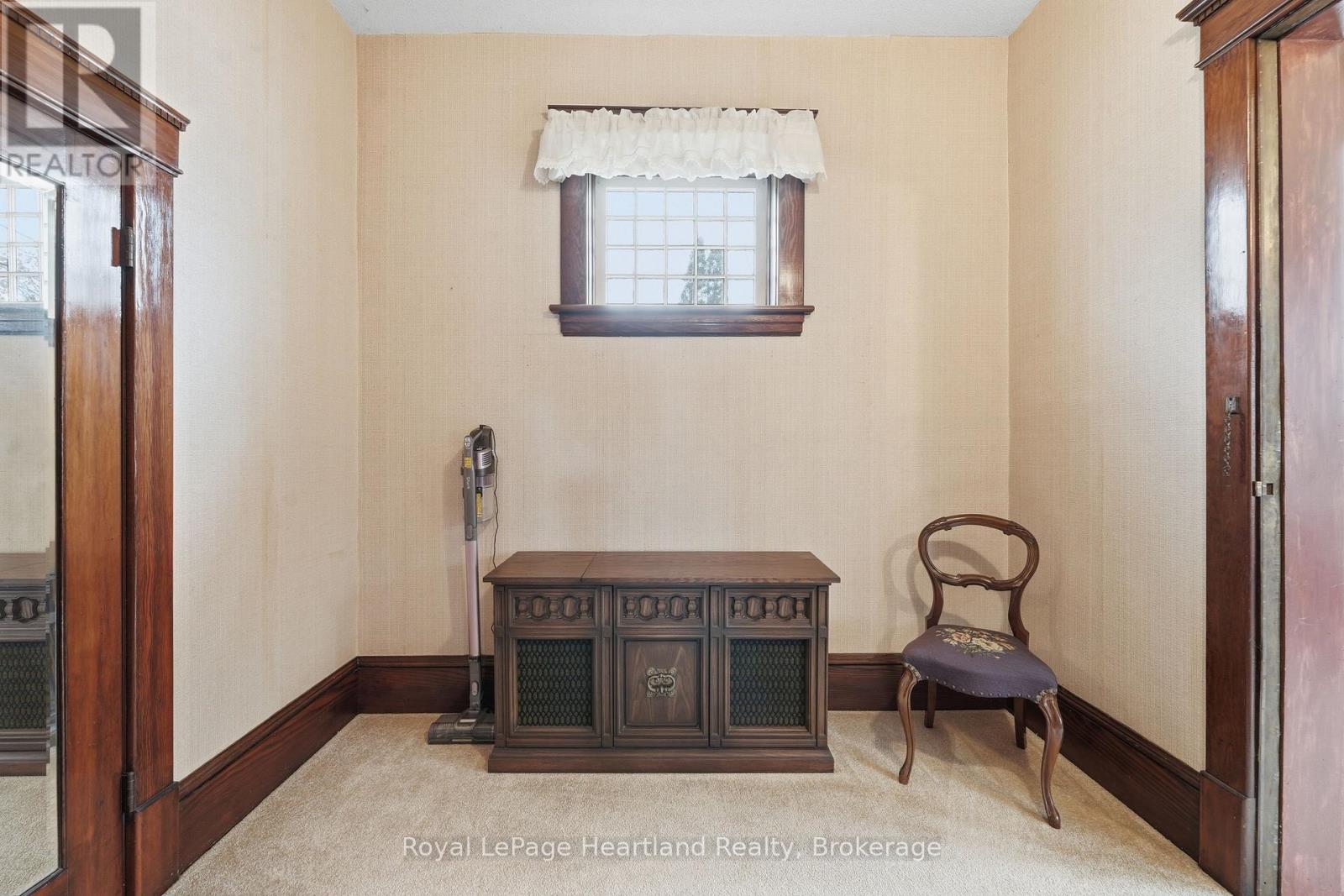 138 ST. DAVID STREET - 34