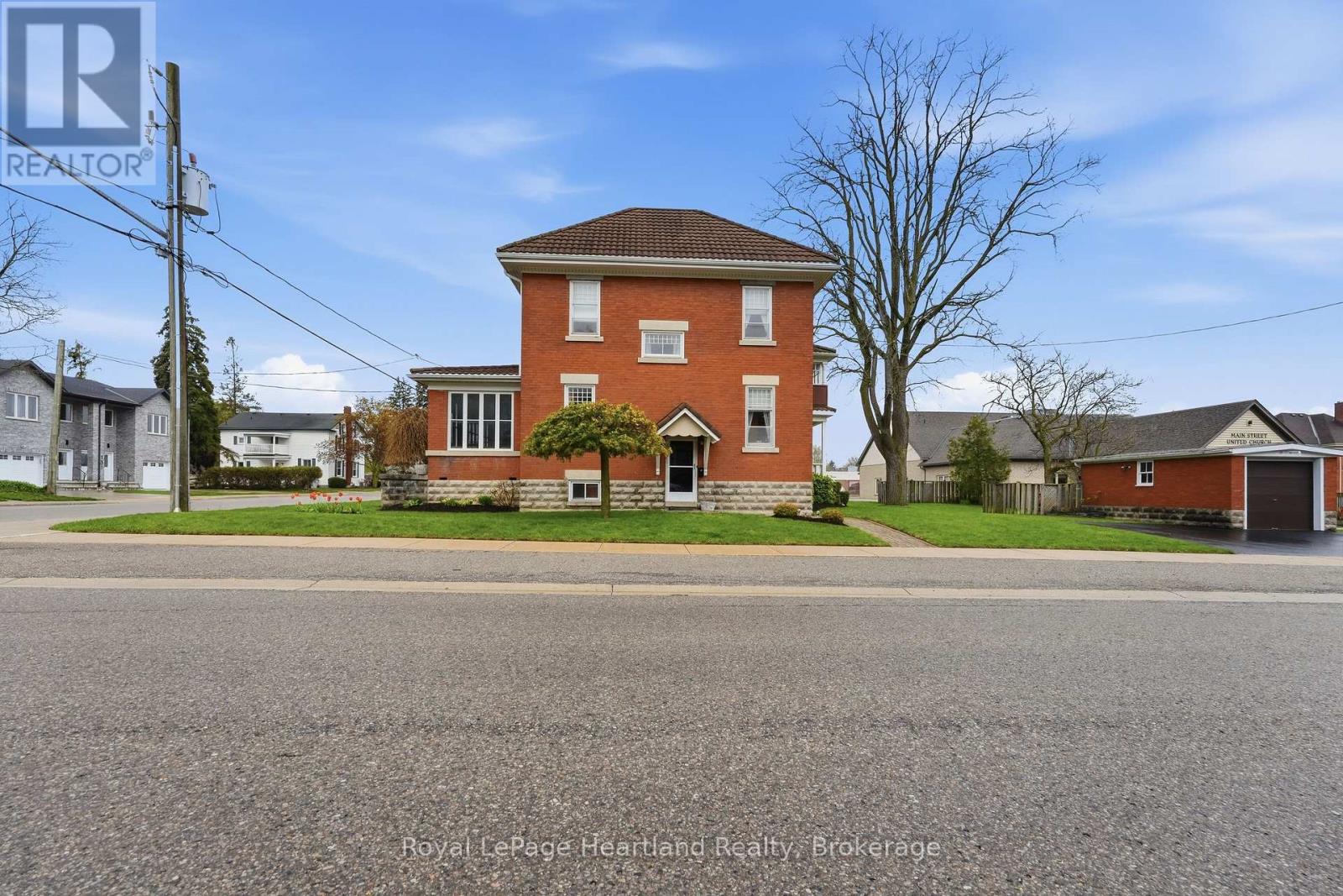 138 ST. DAVID STREET - 35