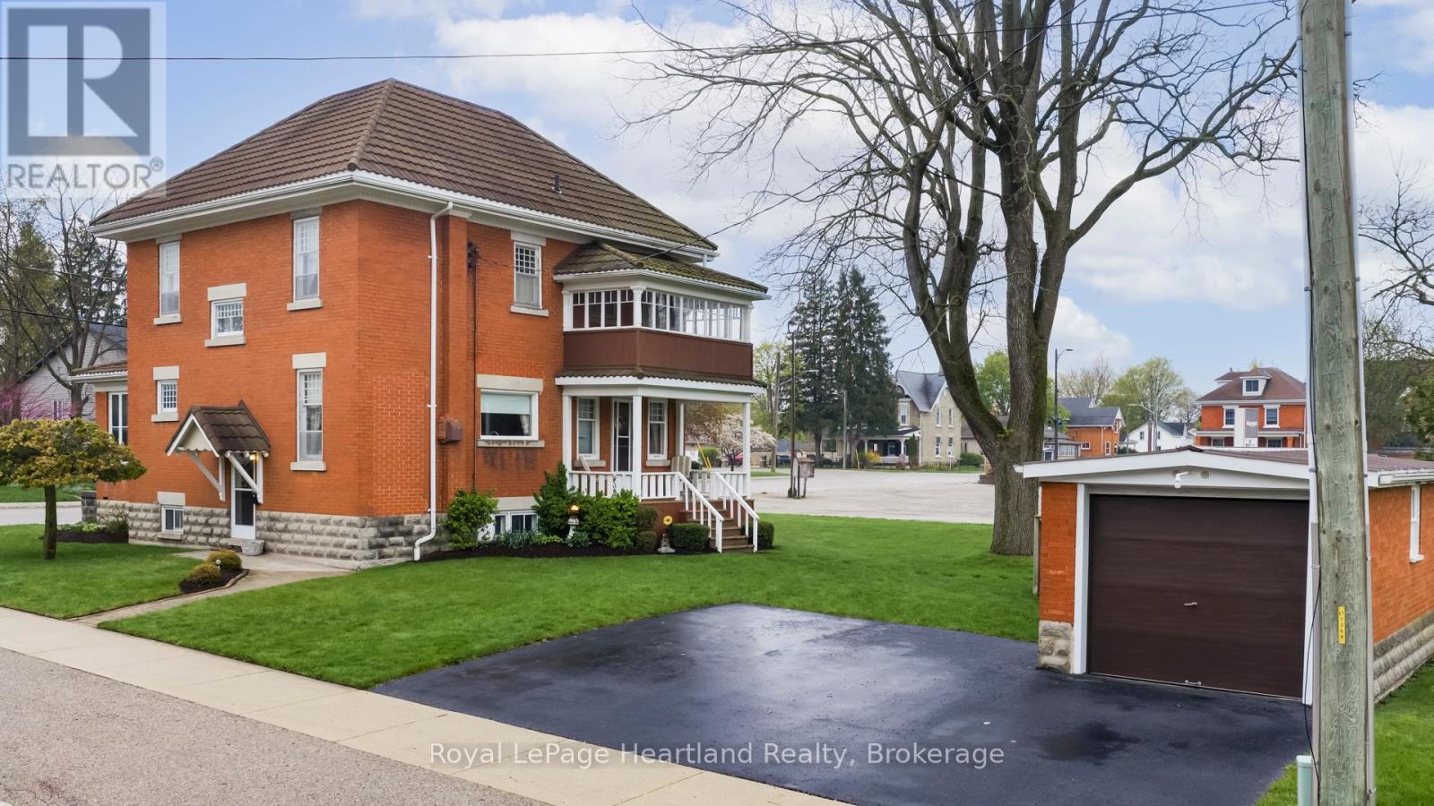 138 ST. DAVID STREET - 40