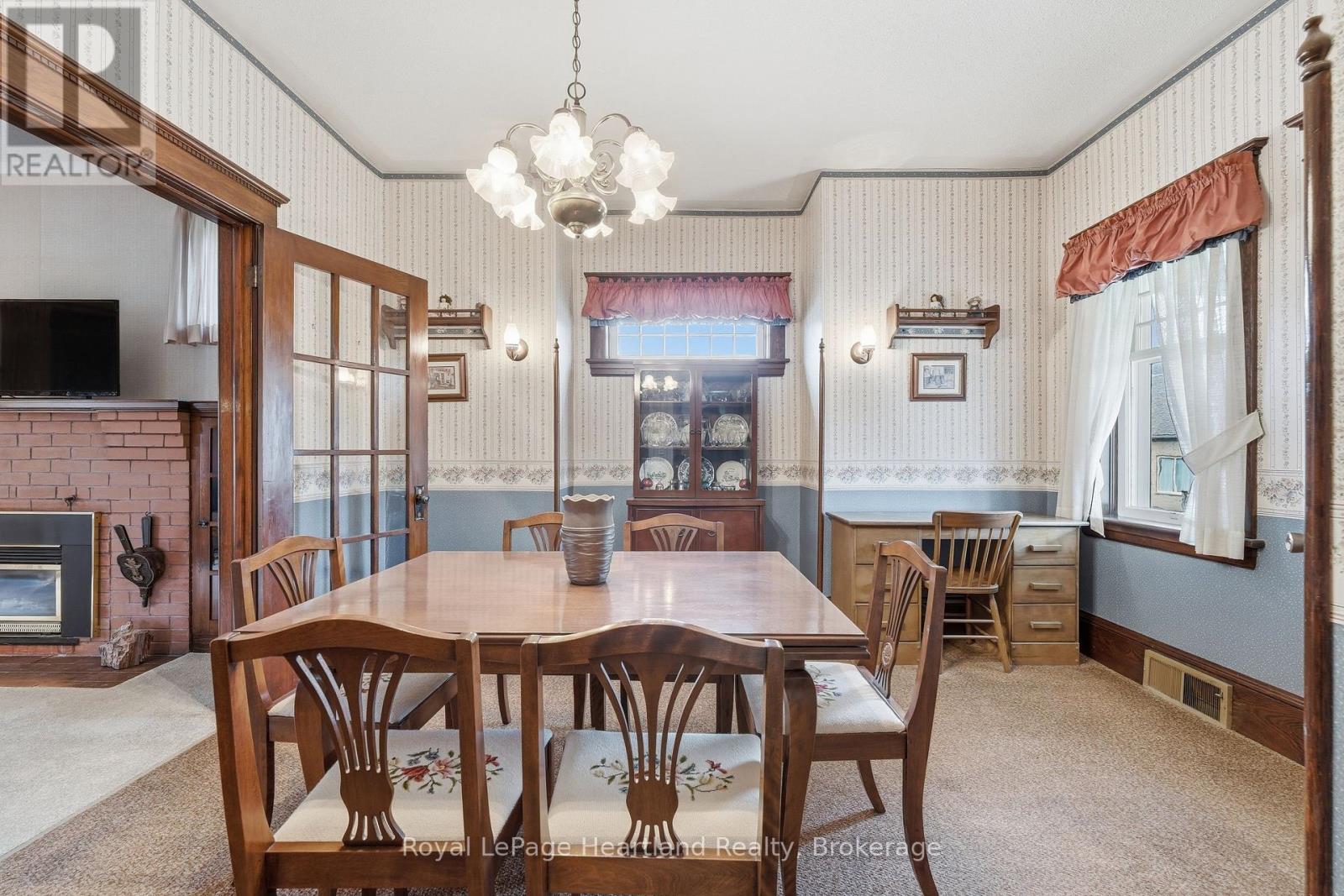 138 ST. DAVID STREET - 8