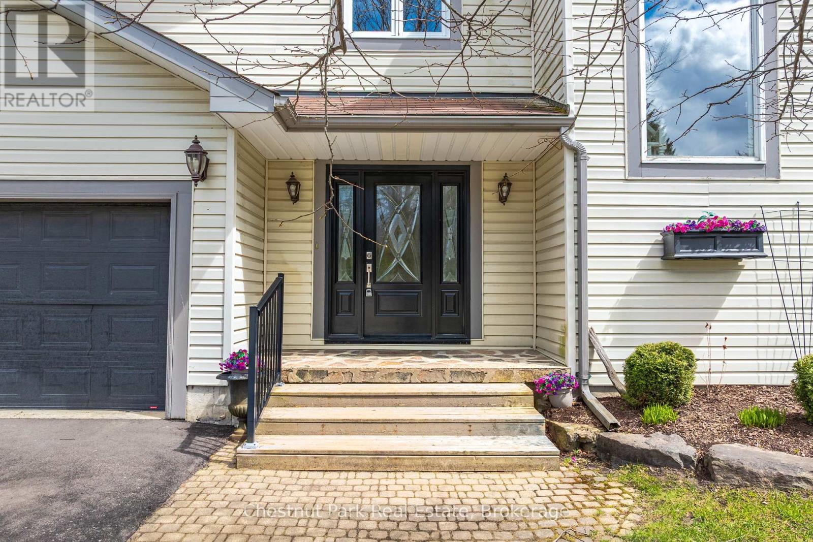 22 GLENWOOD DRIVE - 2
