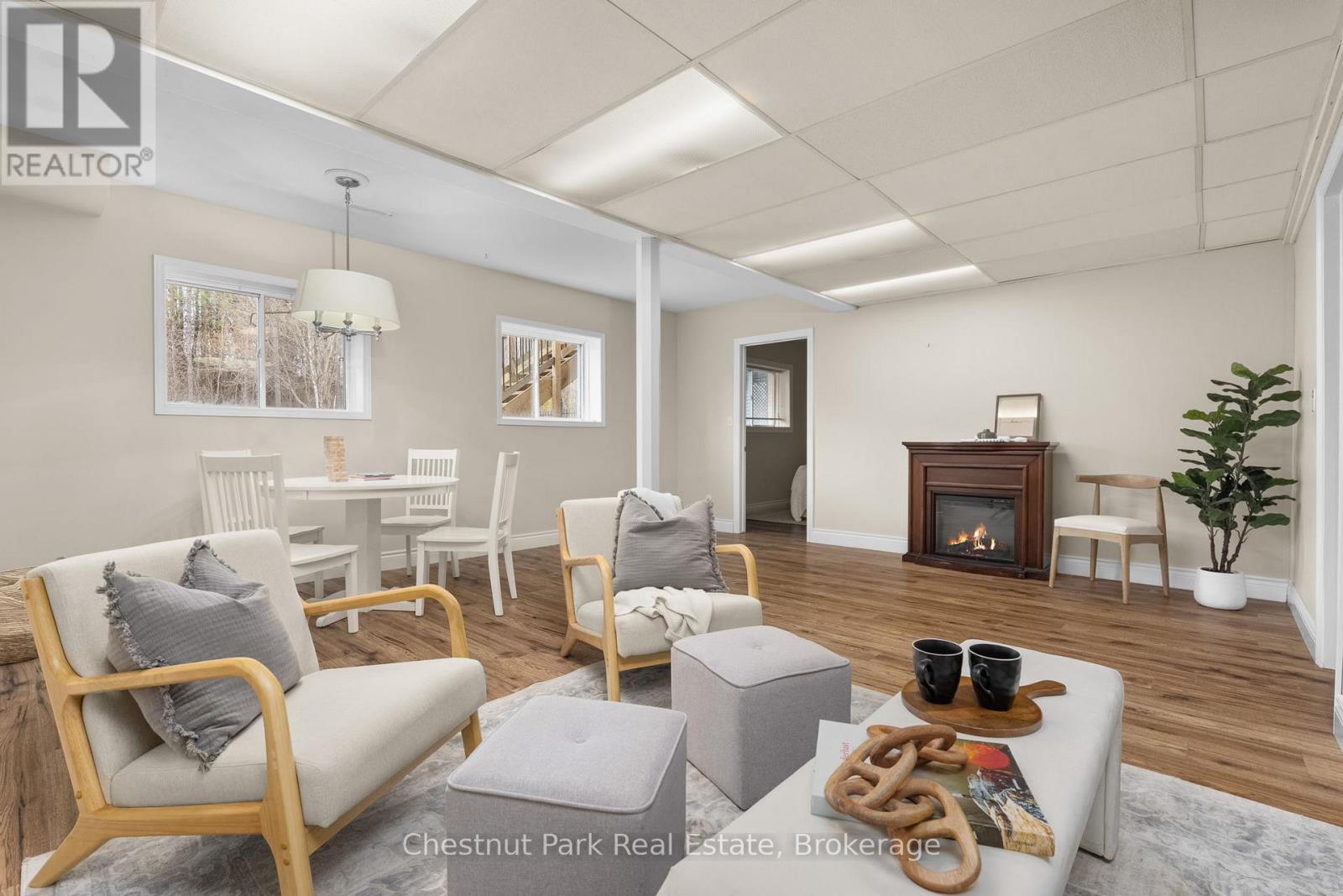 22 GLENWOOD DRIVE - 30