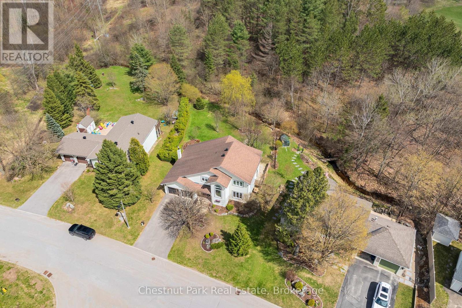 22 GLENWOOD DRIVE - 44