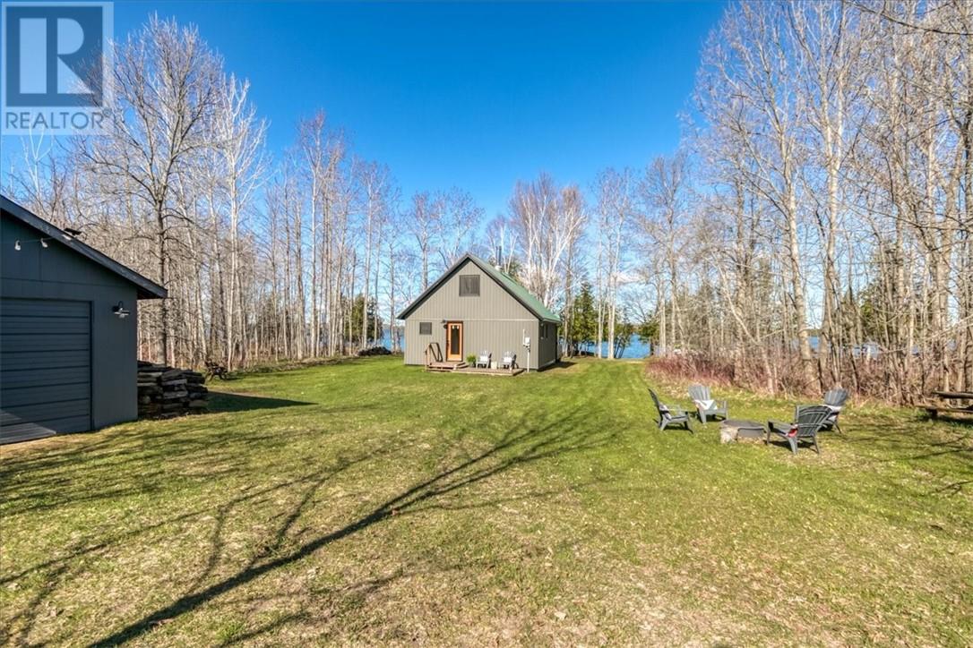 35 Maplewood Trail, Kagawong, Ontario, P0P1J0 — Photo 13