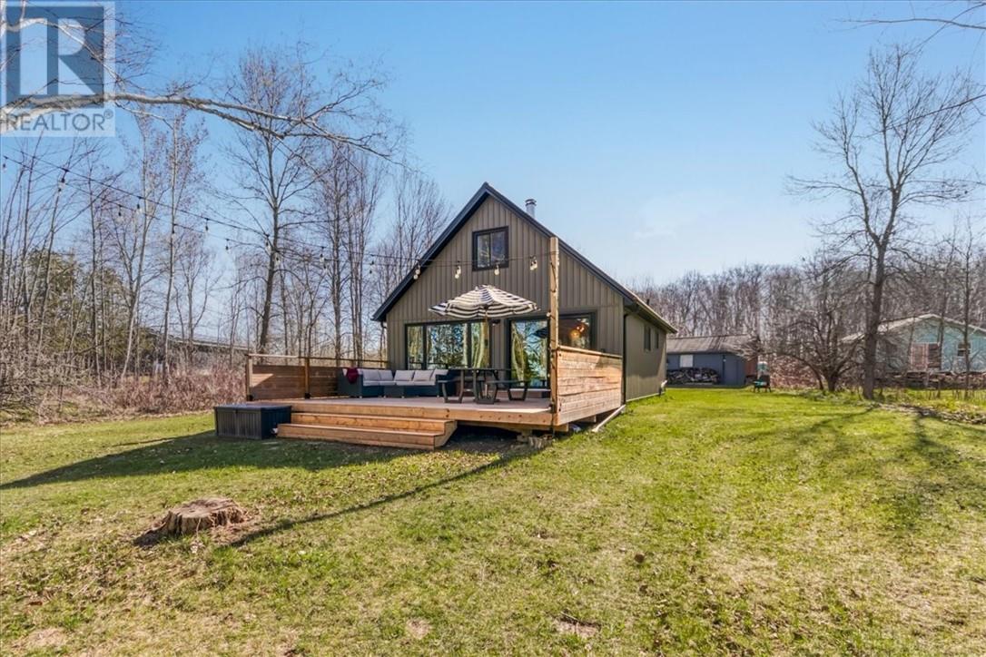 35 Maplewood Trail, Kagawong, Ontario, P0P1J0 — Photo 3
