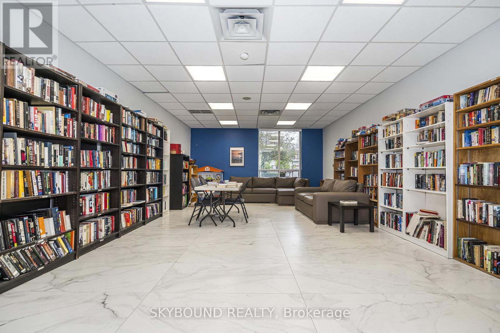 ## 13 25 REPLIN ROAD - 24