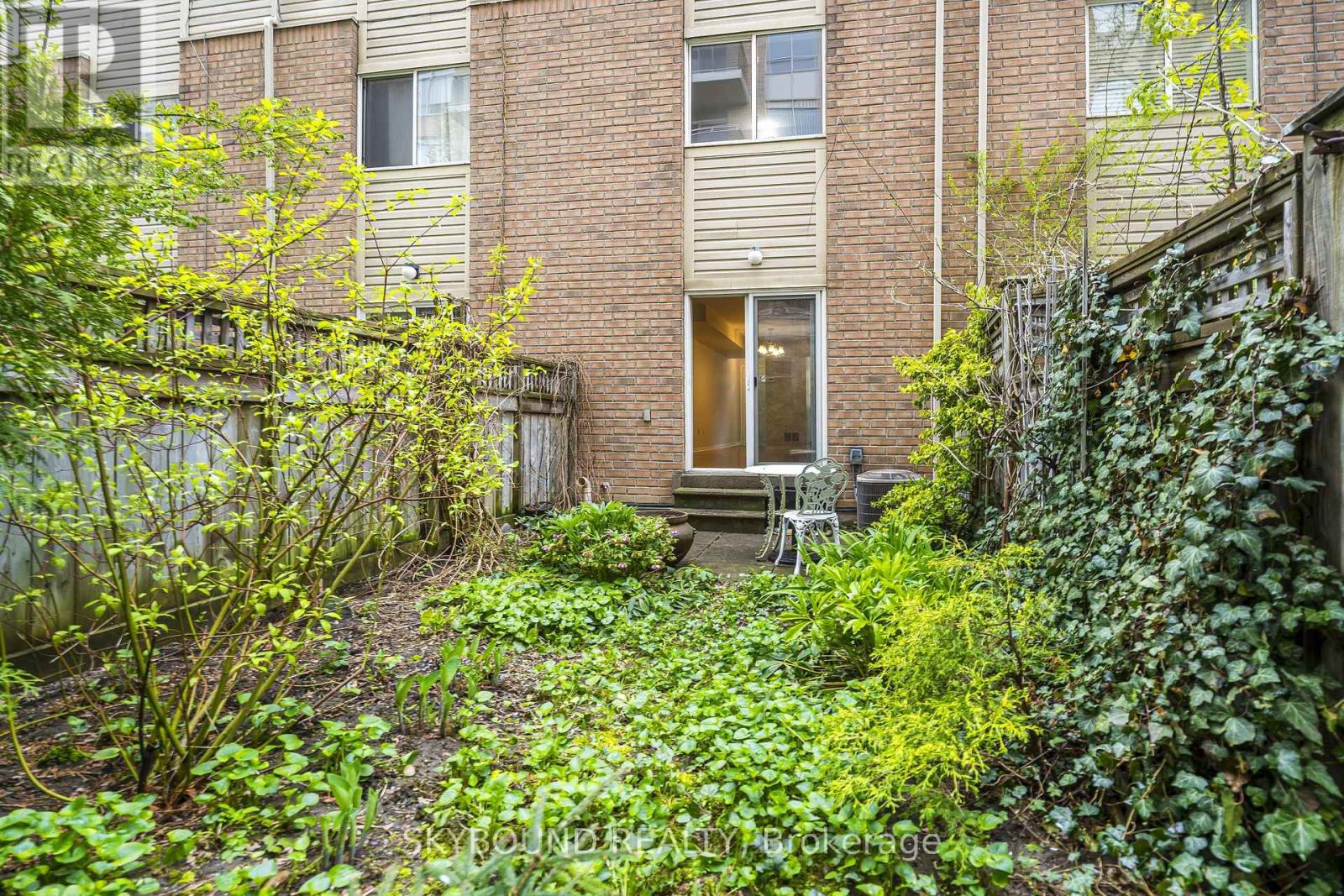 ## 13 25 REPLIN ROAD - 27