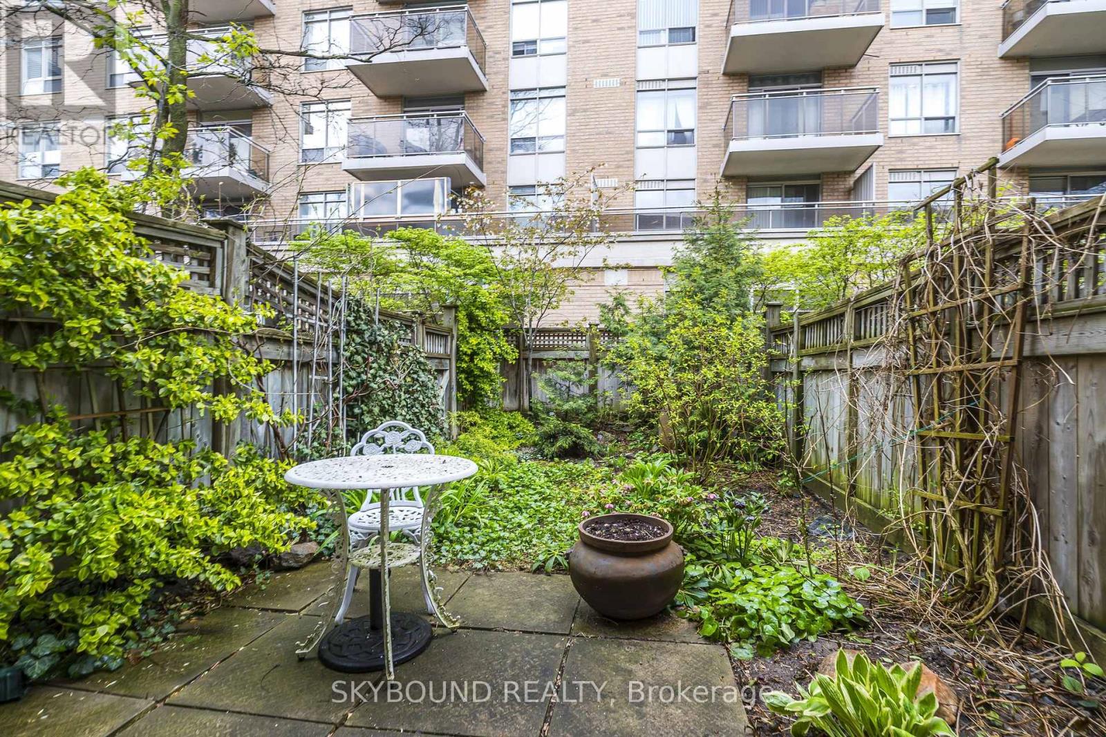 ## 13 25 REPLIN ROAD - 28