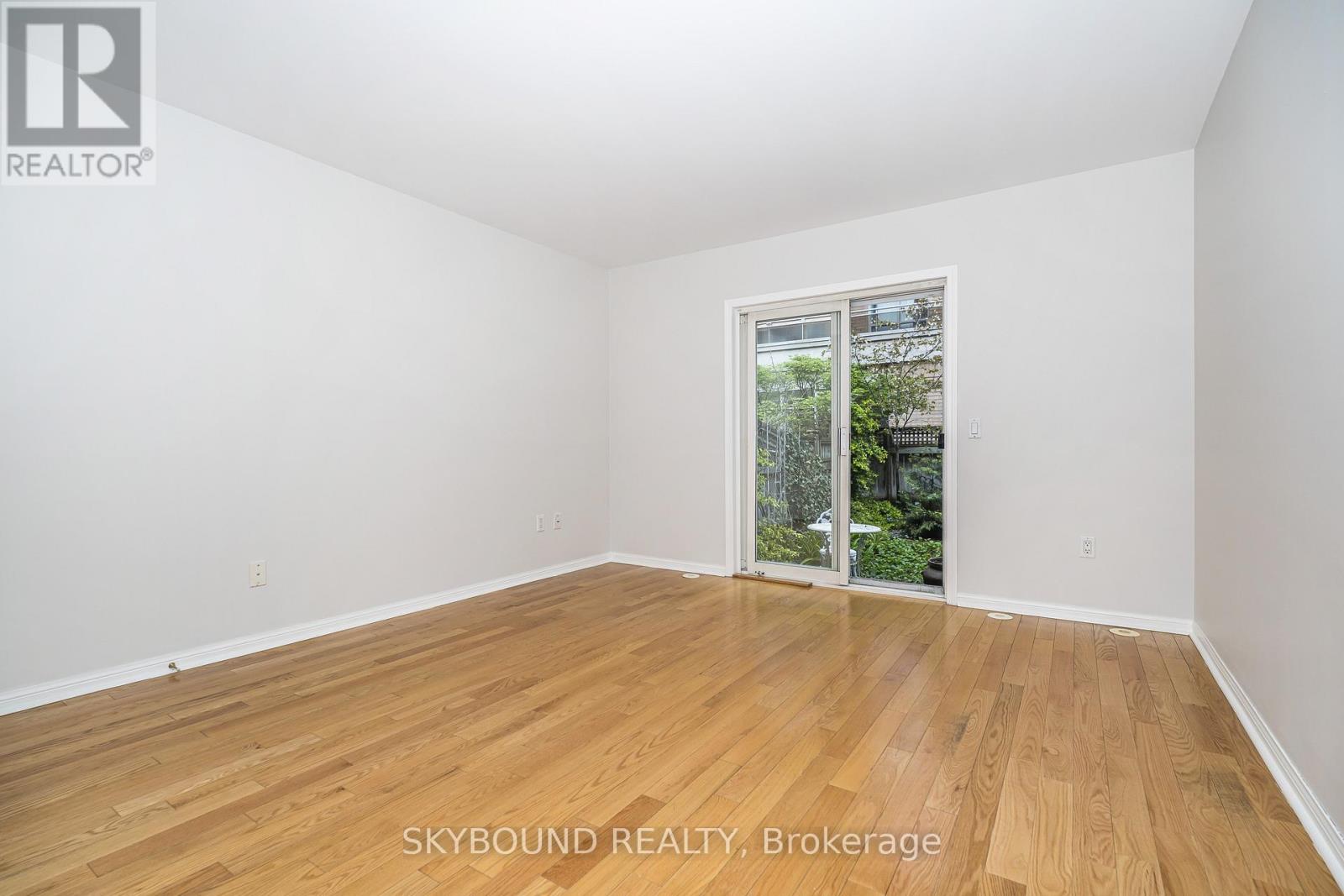 ## 13 25 REPLIN ROAD - 6