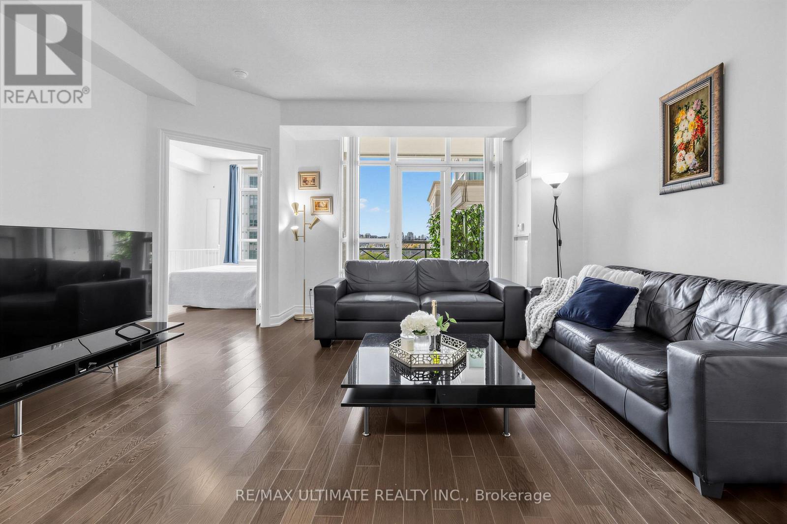 #1003 20 BLOORVIEW PLACE - 1