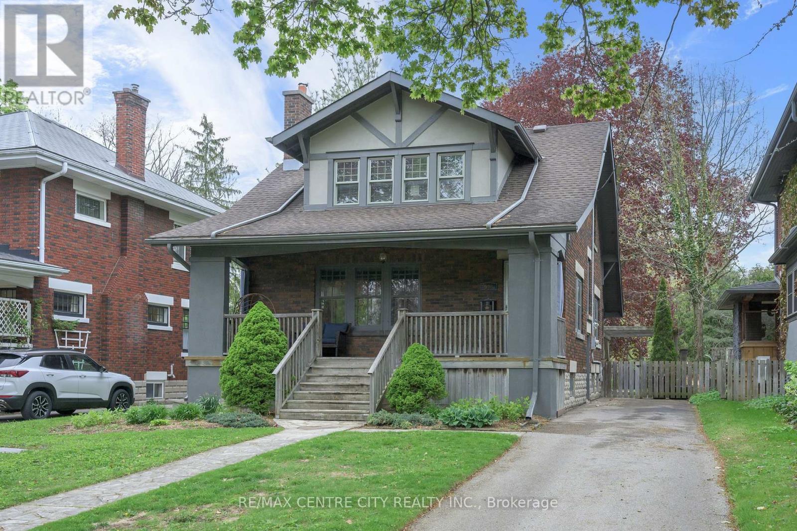 996 WATERLOO STREET - Image 2