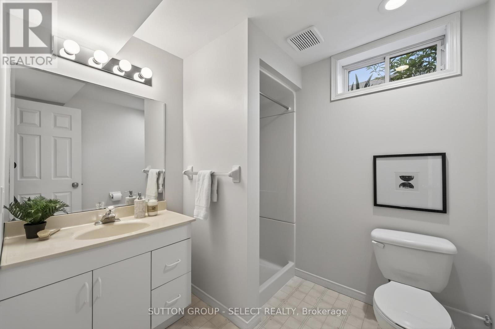 55 HERITAGE DRIVE - 25