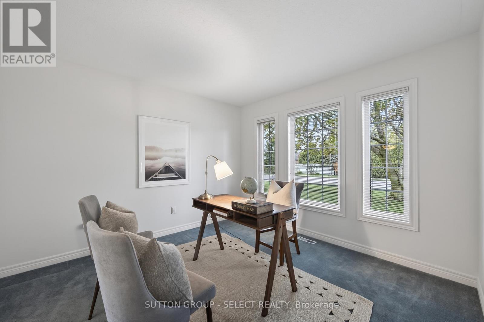 55 HERITAGE DRIVE - 4