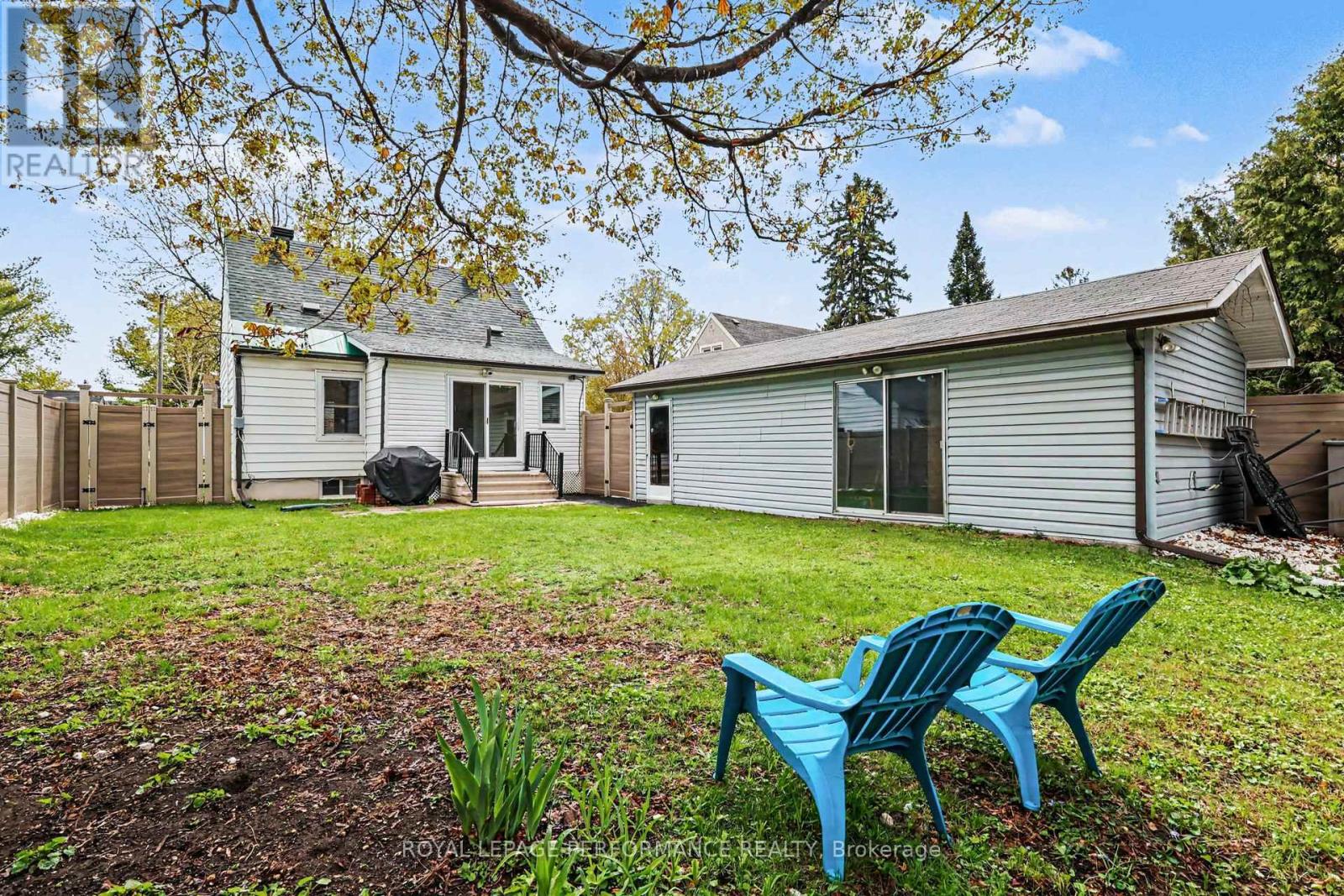 5 MARSHALL AVENUE - 27