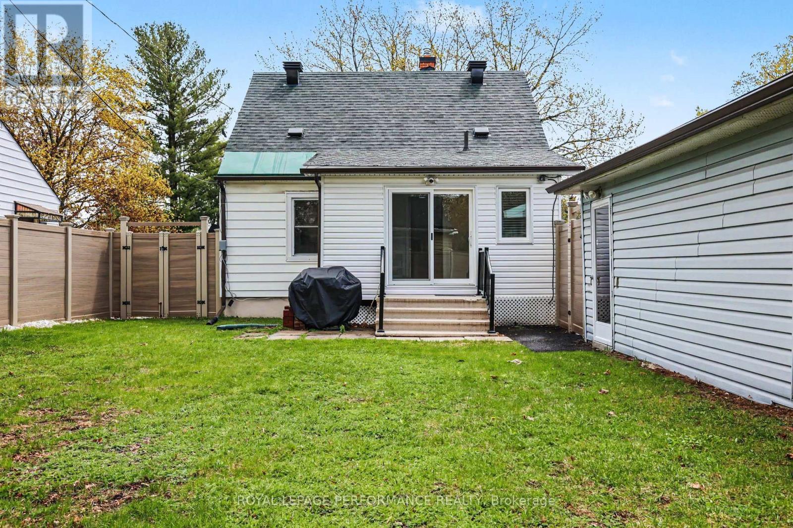5 MARSHALL AVENUE - 29