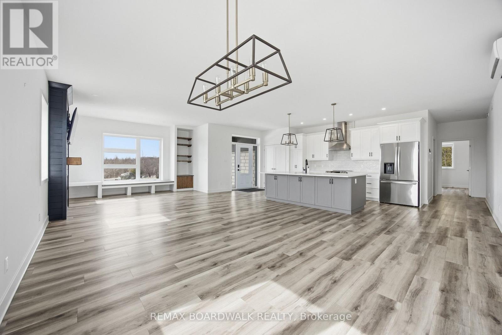456 PINE GROVE - 11