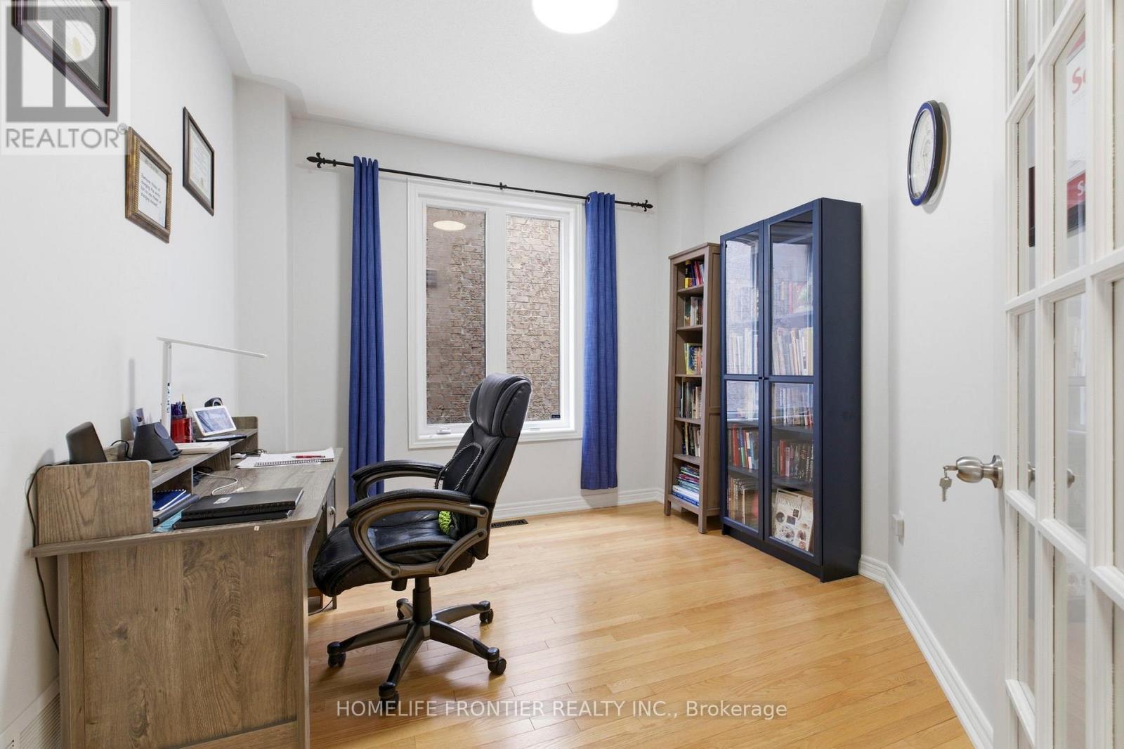 475 KWAPIS BOULEVARD - 16