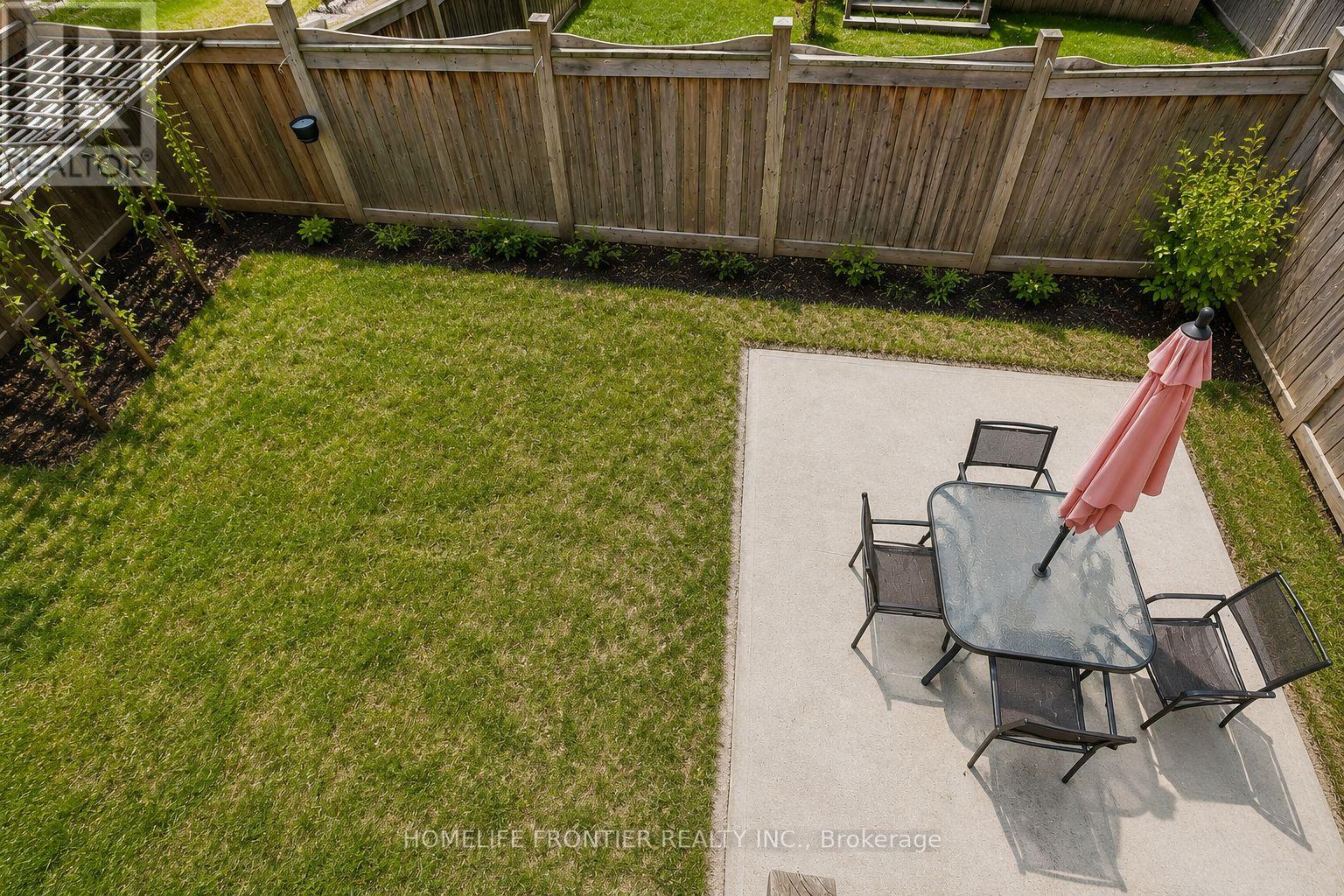 475 KWAPIS BOULEVARD - 44
