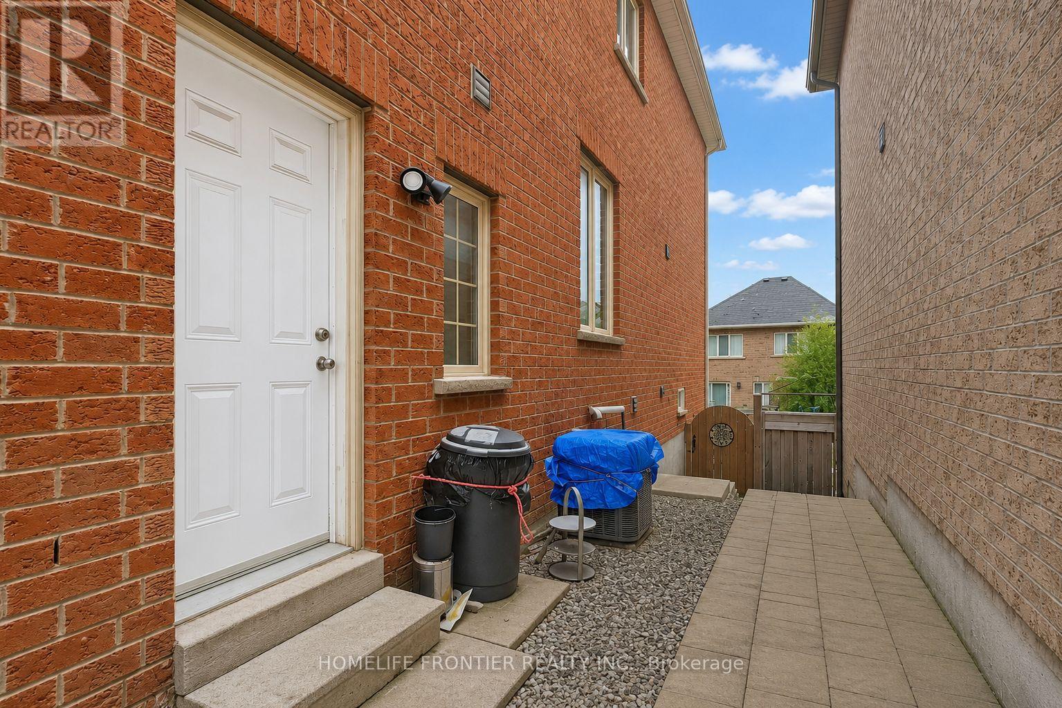 475 KWAPIS BOULEVARD - 45