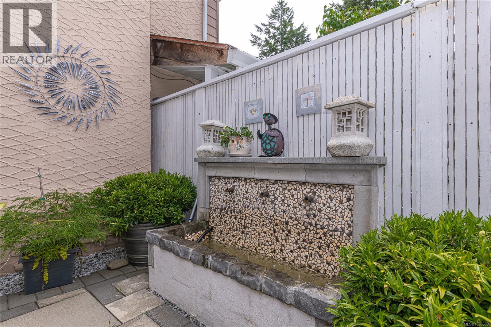 2821 Ortona Rd - 32