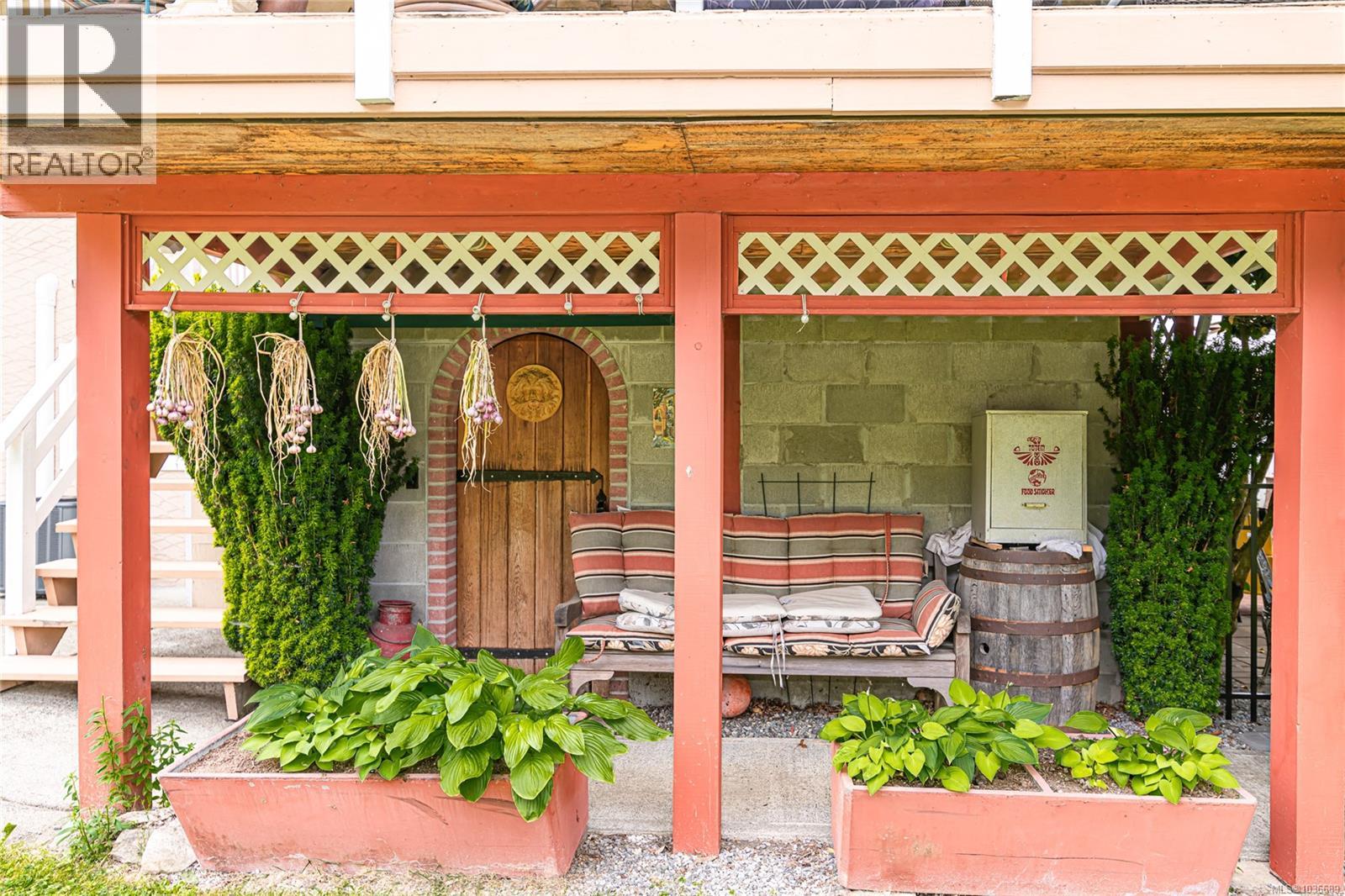 2821 Ortona Rd - 51