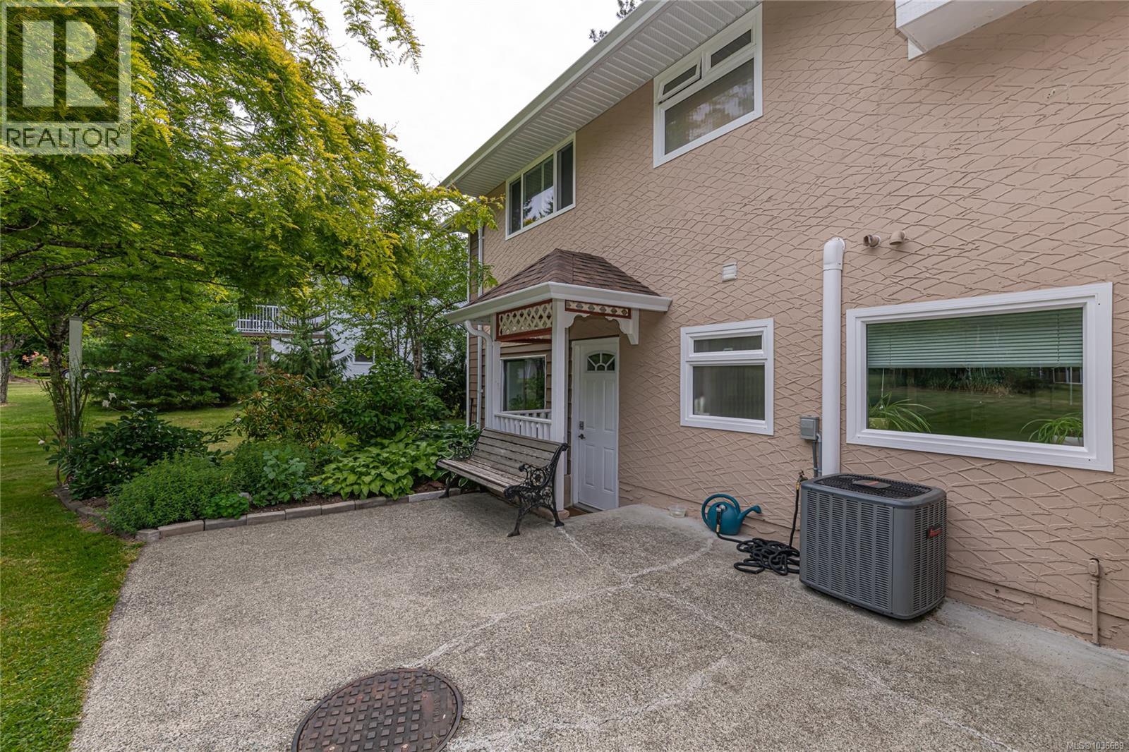 2821 Ortona Rd - 53
