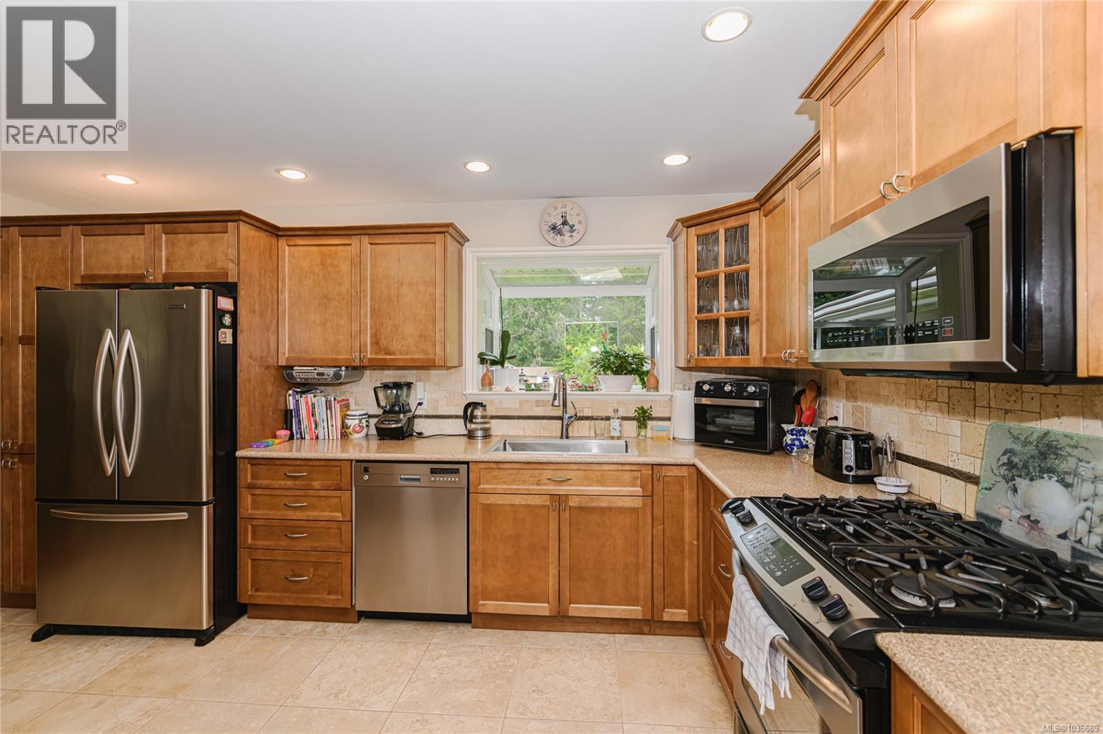 2821 Ortona Rd - 8