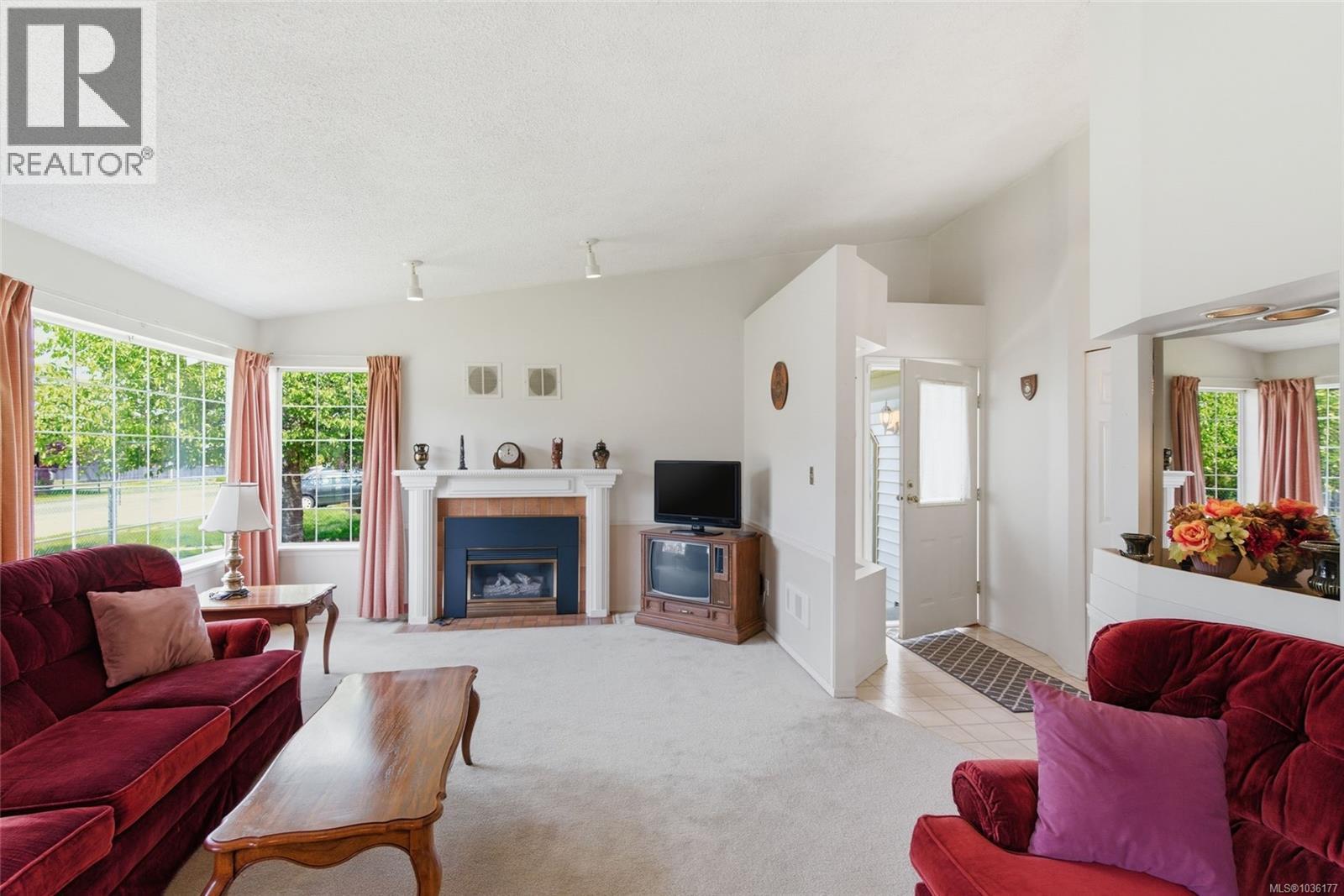 670 Arbutus St - 14