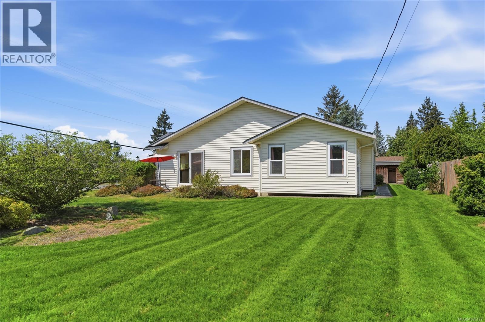 670 Arbutus St - 9