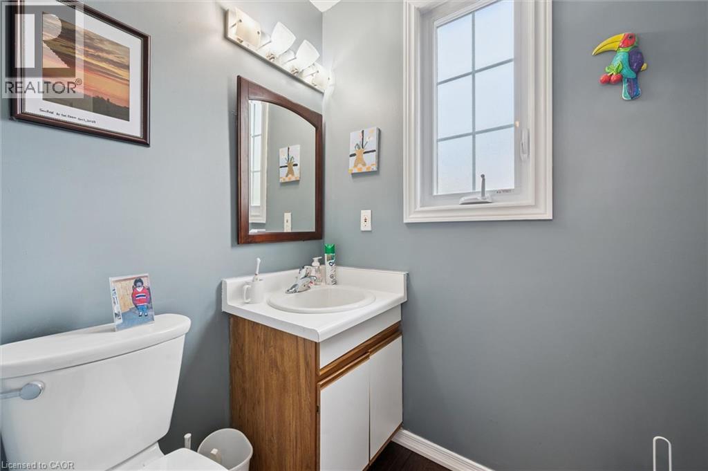 203 BAKER Street, Waterloo, Ontario, N2T2L8 — Photo 17