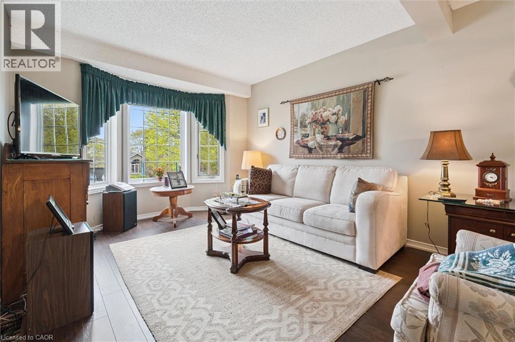 203 BAKER Street, Waterloo, Ontario, N2T2L8 — Photo 7