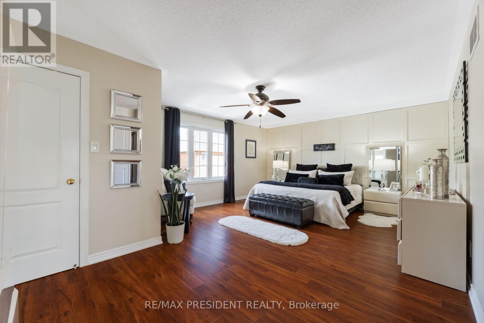 75 BLUFFWOOD CRESCENT - 22
