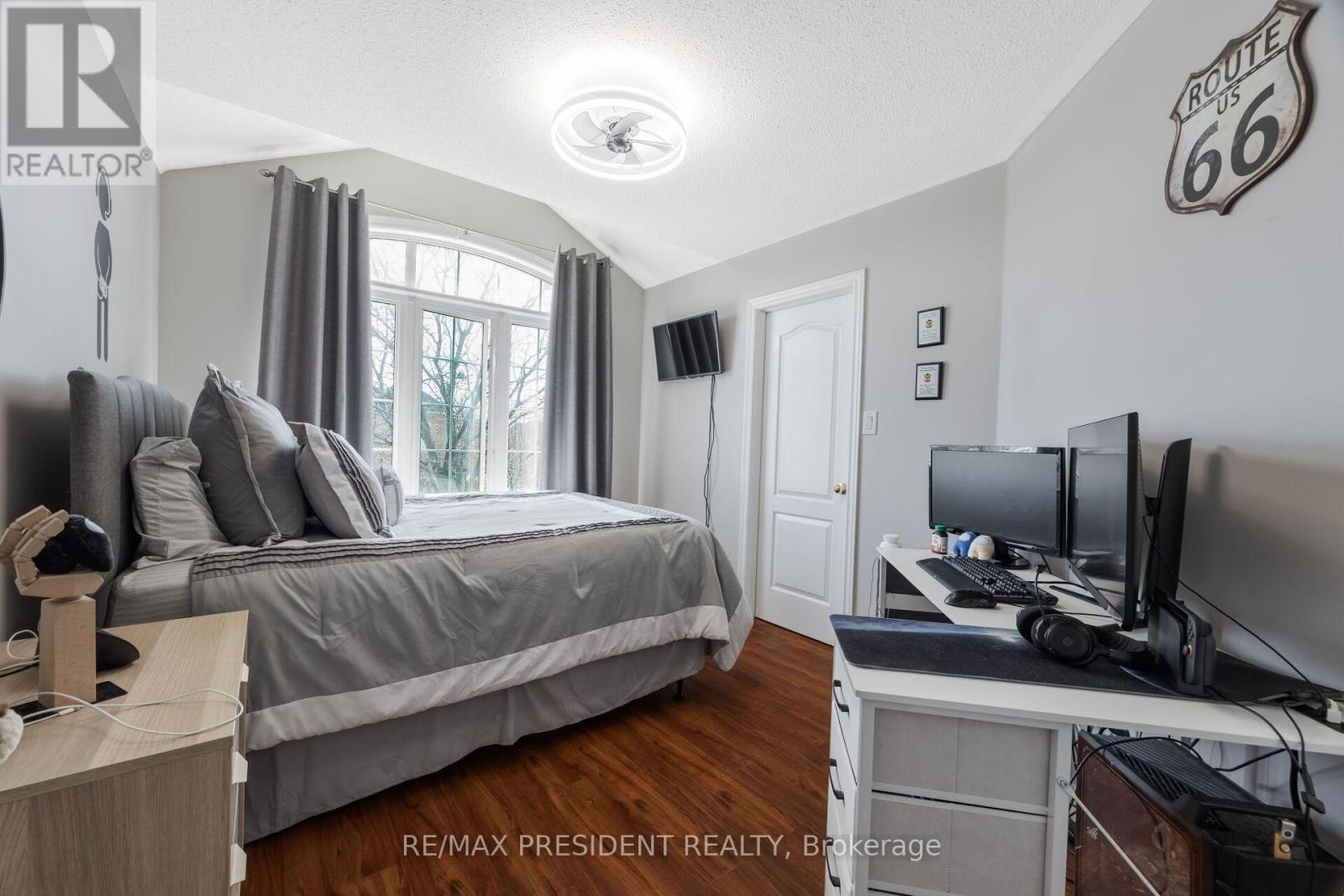 75 BLUFFWOOD CRESCENT - 31