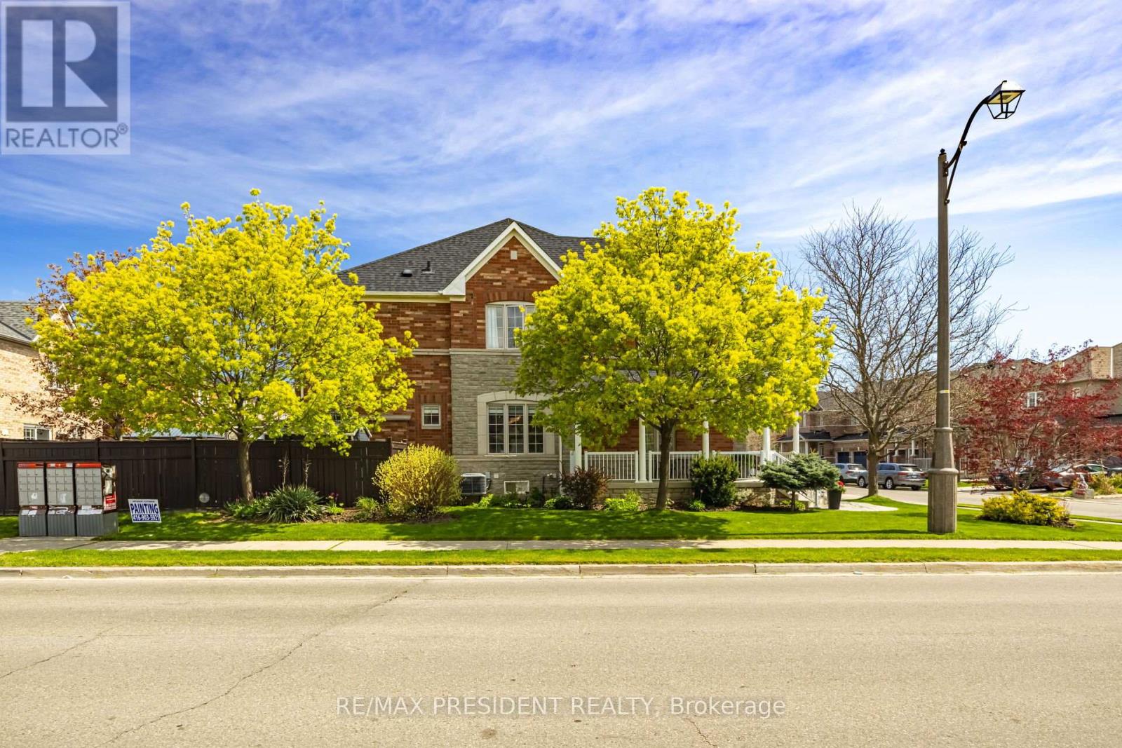 75 BLUFFWOOD CRESCENT - 4