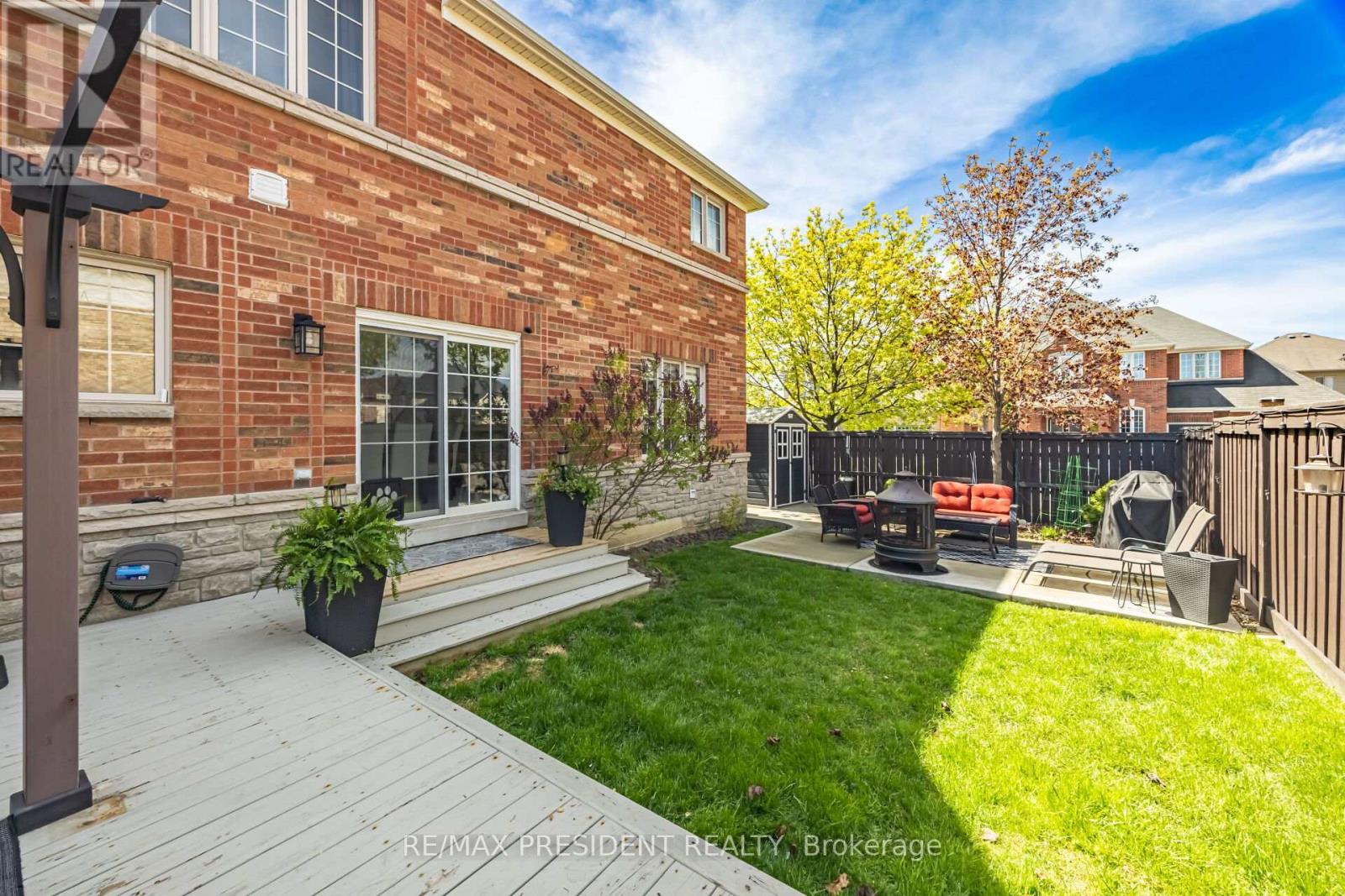 75 BLUFFWOOD CRESCENT - 48
