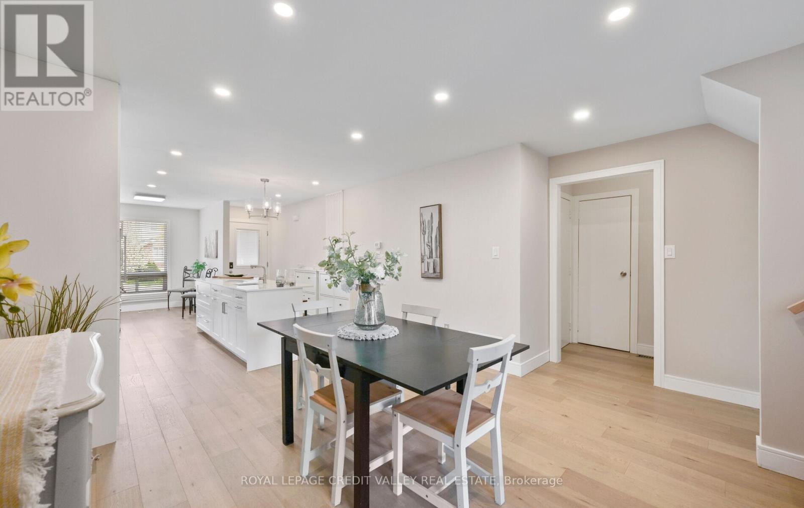 24 PLUTO DRIVE - 18