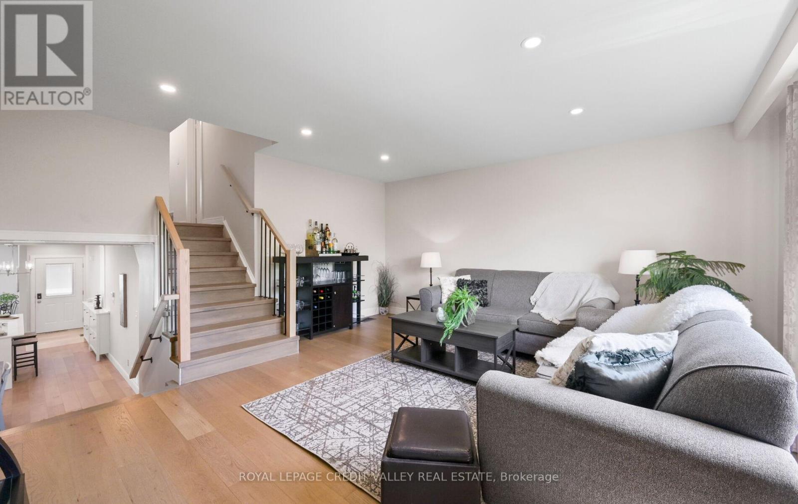 24 PLUTO DRIVE - 24