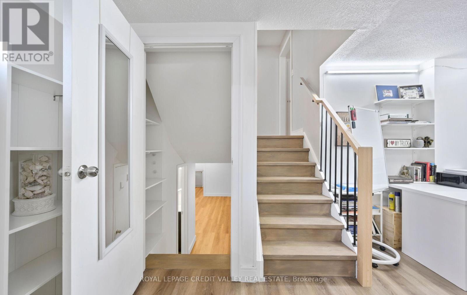 24 PLUTO DRIVE - 37