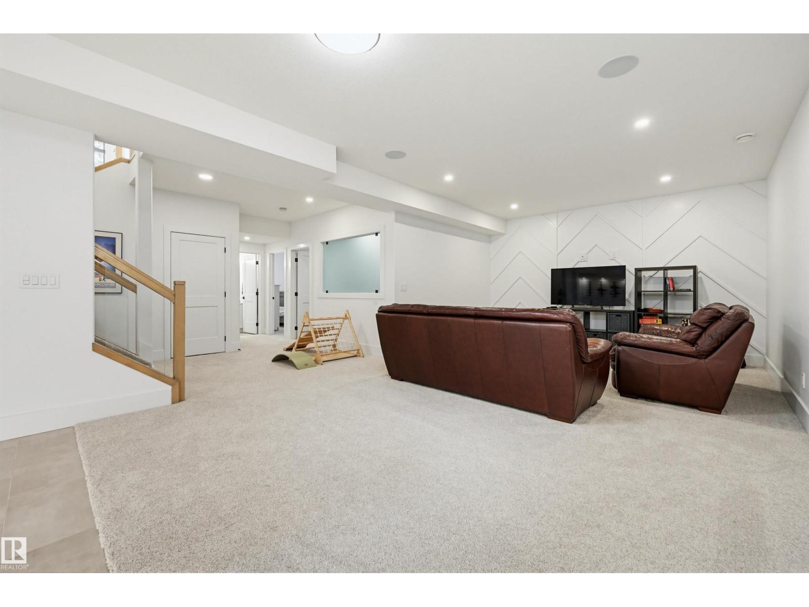 8723 138 ST NW, Edmonton