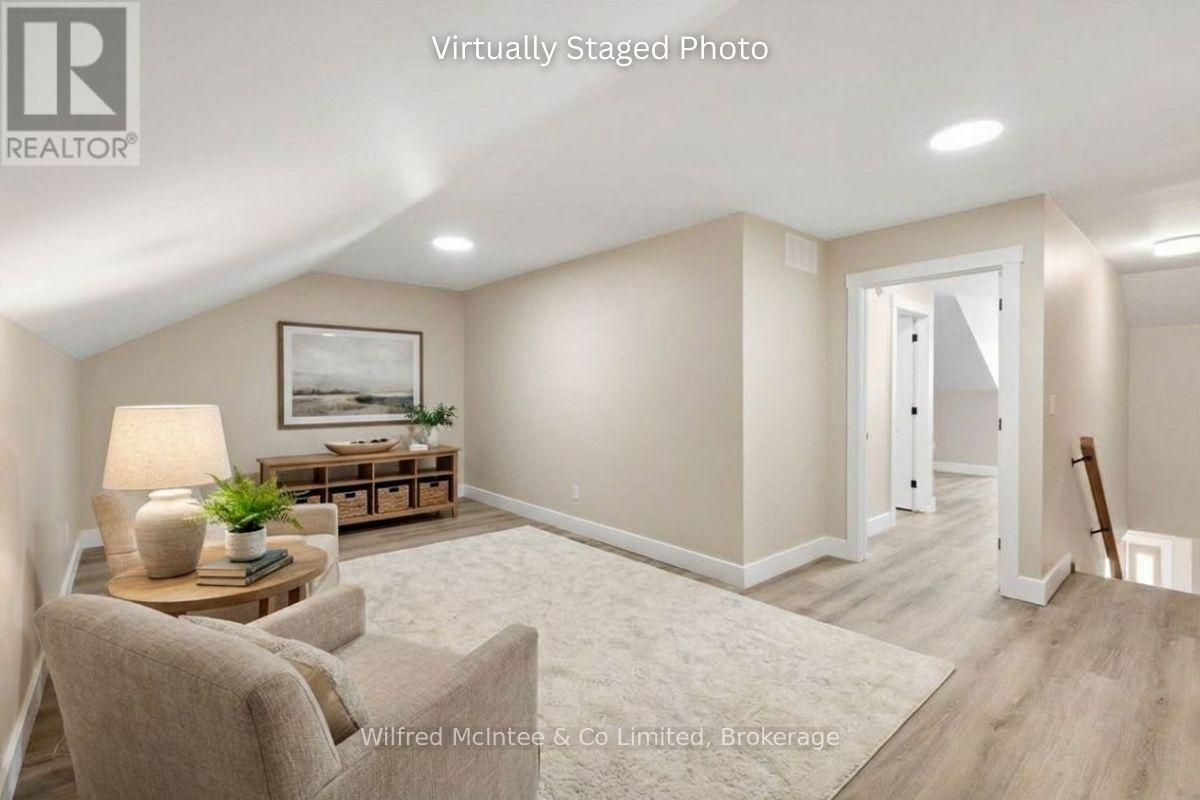 227 SAUGEEN STREET - Image 27