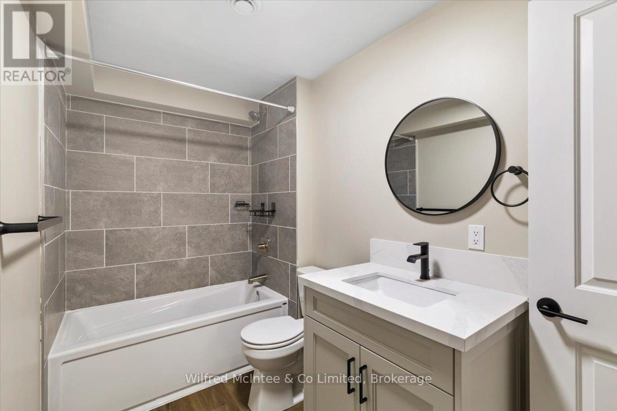 227 SAUGEEN STREET - Image 39