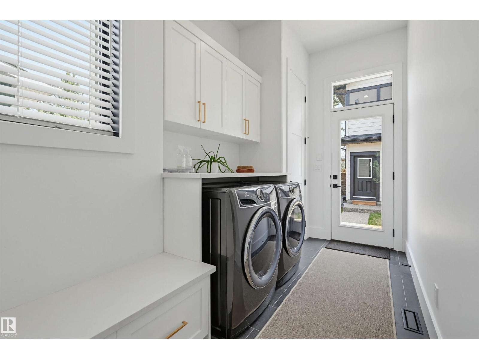 8723 138 ST NW, Edmonton