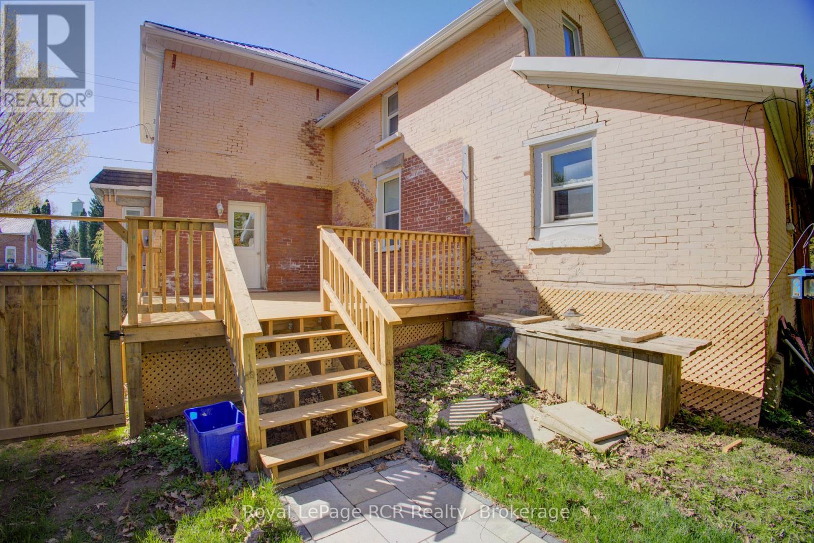 145 FREDERICK STREET E - 24