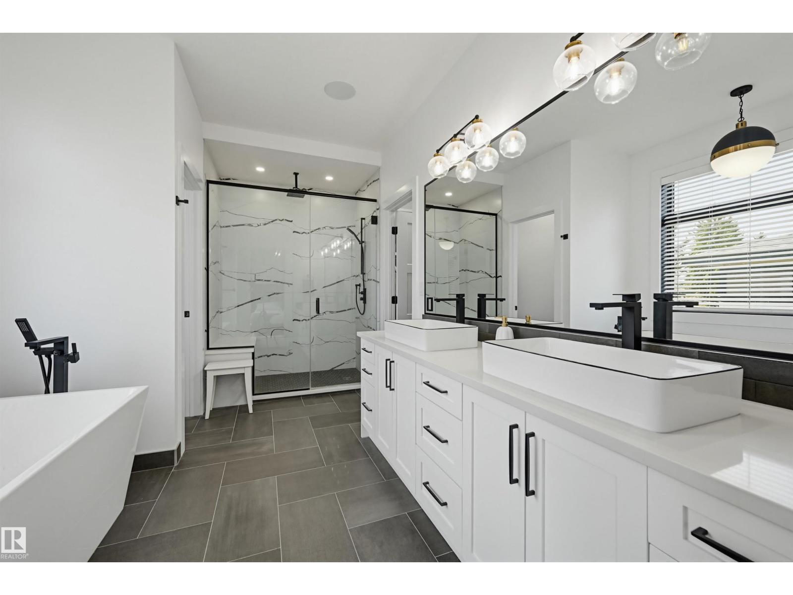 8723 138 ST NW, Edmonton