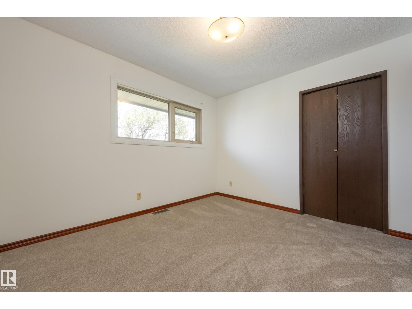12307 54 ST NW - 29