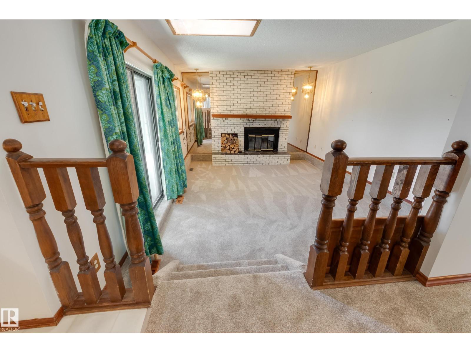 12307 54 ST NW - 22